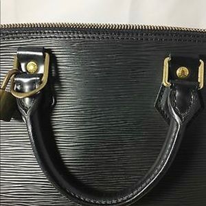 Louis Vuitton Bag ( Alma BB epi)